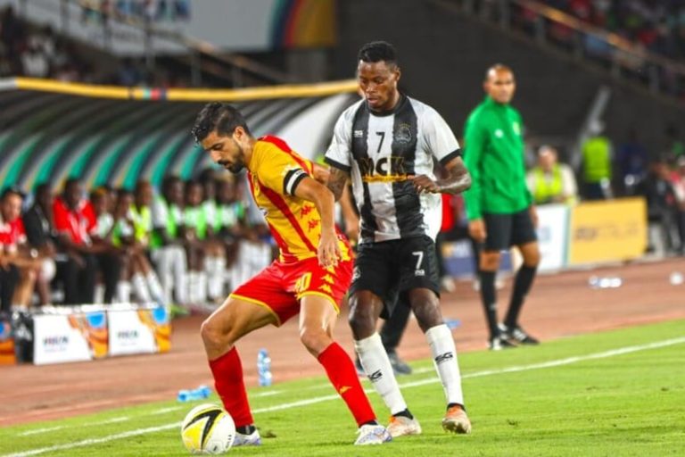 مازيمبي ينفي انتقال كينزومبي للرجاء