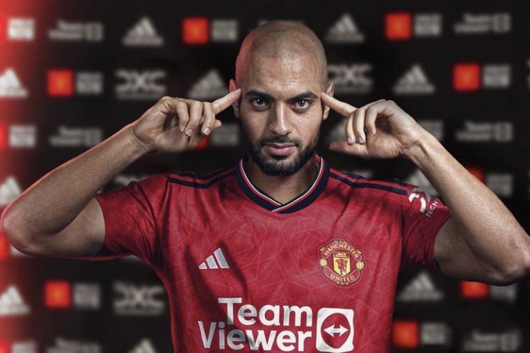 "مانشستر" يحسم قريبا في بقاء أمرابط