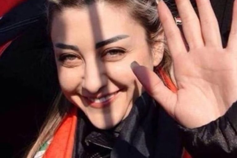وفاة لونا الشبل مستشارة الرئيس السوري