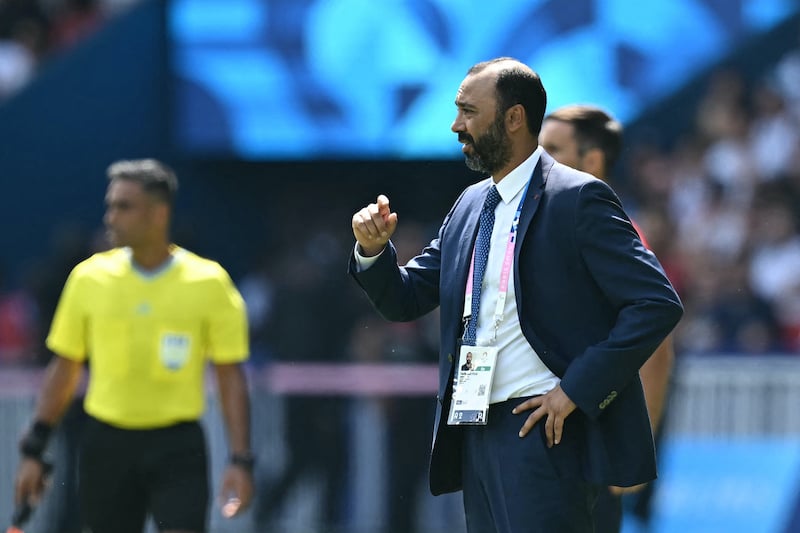أداء السكتيوي يغري المنتخب السوري