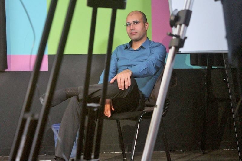 أطروحة تناقش رواية مغربية بالجزائر أطروحة تناقش رواية مغربية بالجزائر