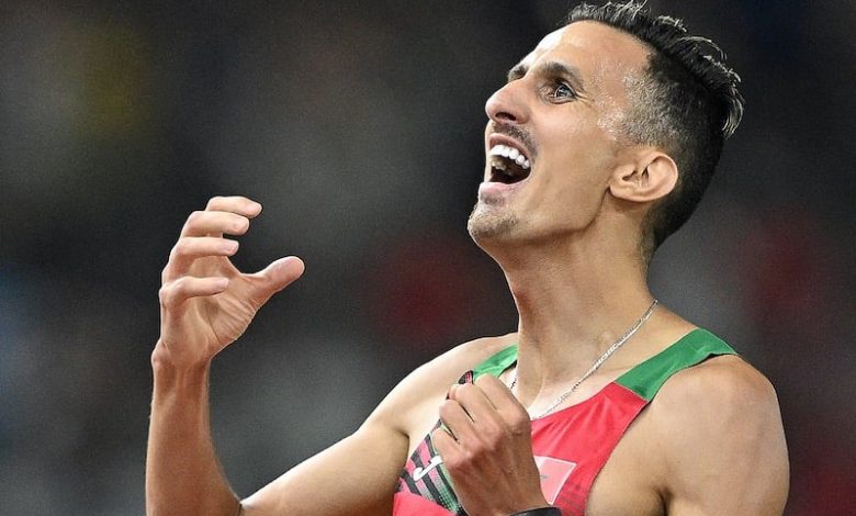 العداء سفيان البقالي يهدي المغرب ميدالية ذهبية في أولمبياد "باريس 2024" العداء سفيان البقالي يهدي المغرب ميدالية ذهبية في أولمبياد "باريس 2024"