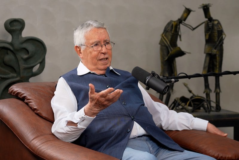 بنعيسى: الأحزاب موالية للنظام المغربي .. والمؤسسة الملكية منحتني كل شيء