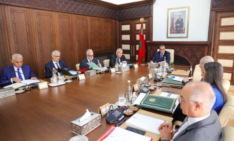 ترشيد النفقات العمومية يقلّص عجز الميزانية .. والتفعيل رهان مشروع المالية