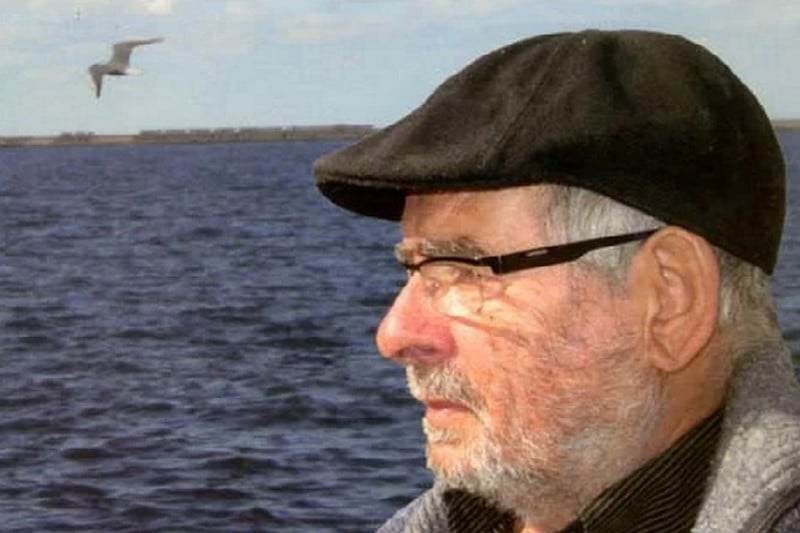 على مشارف ثمانينيات العمر .. بنجلون يتشبث بكتابات "الفيلسوف الصغير"