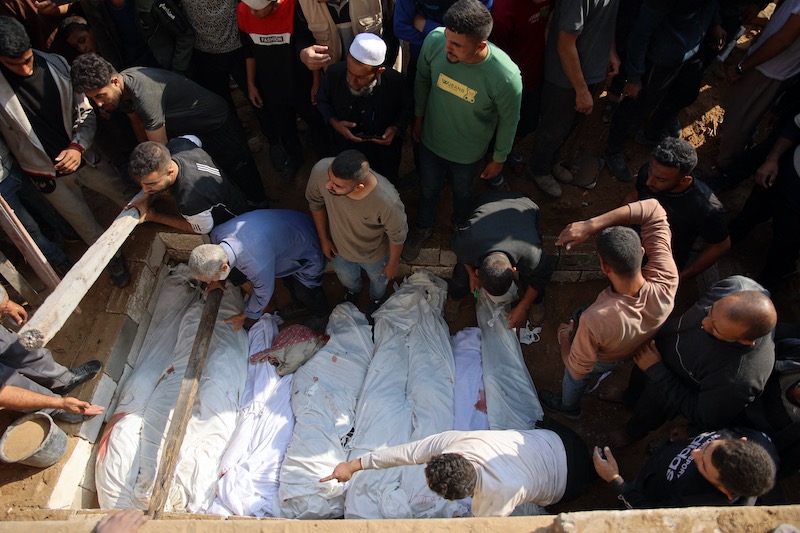 ارتفاع ضحايا القصف الإسرائيلي في غزة ارتفاع ضحايا القصف الإسرائيلي في غزة