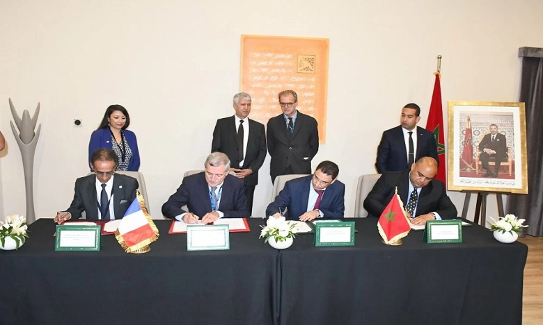 فرنسا - المغرب .. توقيع إعلان نوايا مشترك لتعزيز التعاون في قطاع الخيول فرنسا - المغرب .. توقيع إعلان نوايا مشترك لتعزيز التعاون في قطاع الخيول