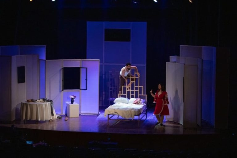 "أبريذ غر أوجنا" تناقش الفكر والدين