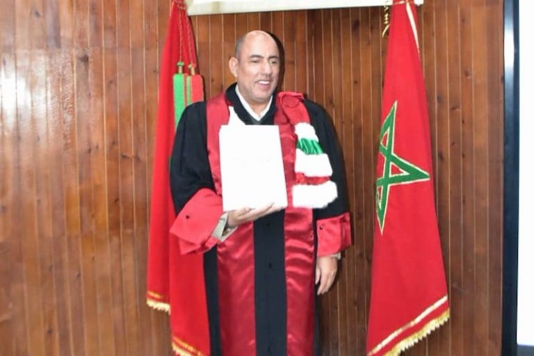 أطروحة تناقش التنظيمات المسلحة