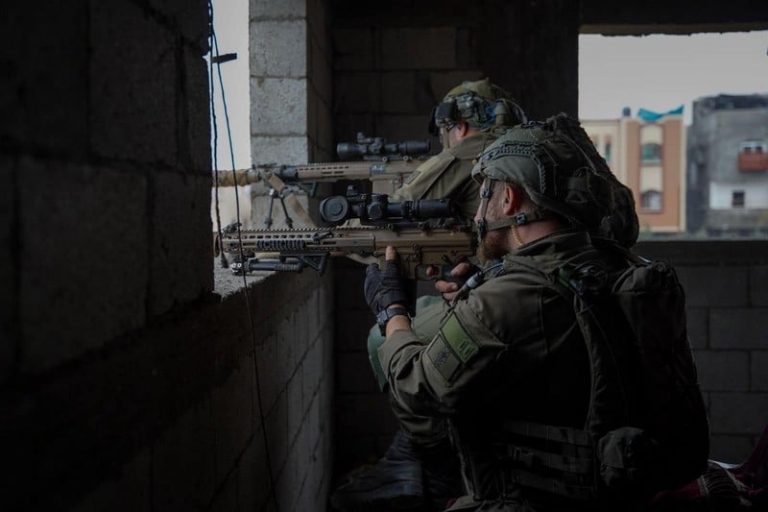 إسرائيل تحظر التجول ليلا جنوب لبنان