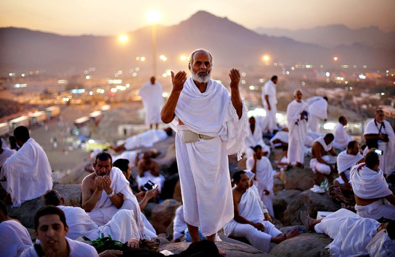 حج 1446 هـ .. وزارة الأوقاف تحدد موعد استخلاص مصاريف المسجلين في لوائح الانتظار حج 1446 هـ .. وزارة الأوقاف تحدد موعد استخلاص مصاريف المسجلين في لوائح الانتظار