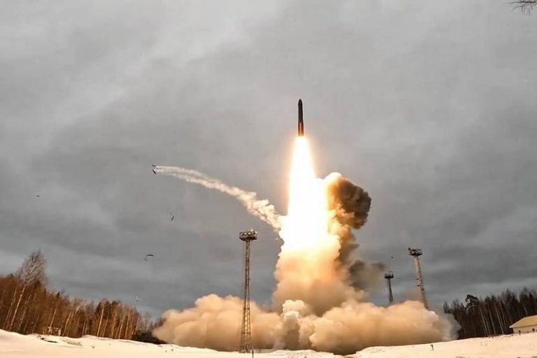 روسيا تعلن إسقاط صاروخين بريطانيين