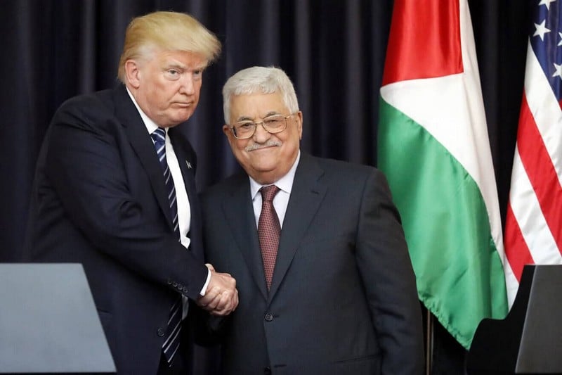 عباس يذكر ترامب بالشعب الفلسطيني عباس يذكر ترامب بالشعب الفلسطيني