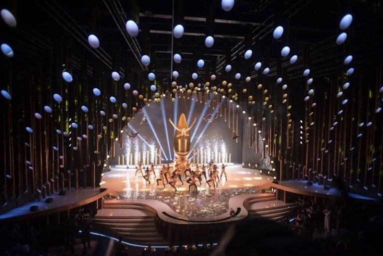 مغاربة ينافسون على "جوائز الترفيه"