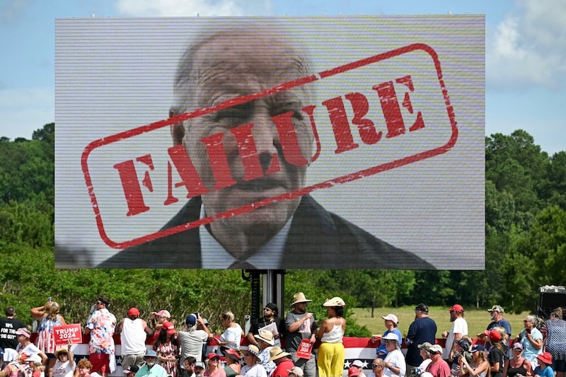 بايدن يصدر قرار عفو عن ابنه هانتر