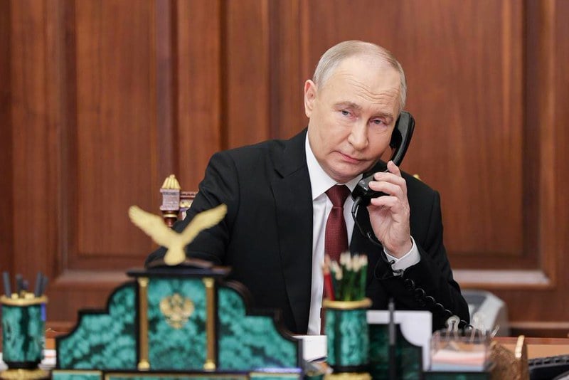 روسيا وإيران يؤكدان دعمهما لسوريا روسيا وإيران يؤكدان دعمهما لسوريا