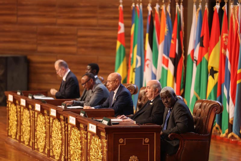 زيارة رئيس الجزائر إلى موريتانيا .. نواكشوط تتجاهل "الأجندة التخريبية"