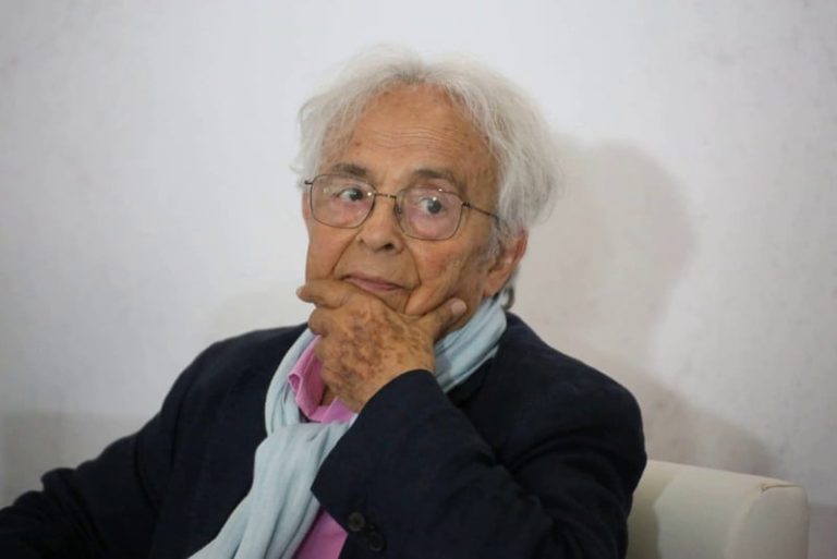 أدونيس: سوريا تحتاج تغيير المجتمع