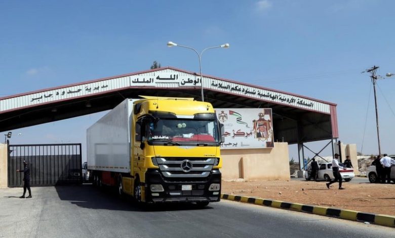 الأردن يغلق "معبر جابر" مع سوريا الأردن يغلق "معبر جابر" مع سوريا