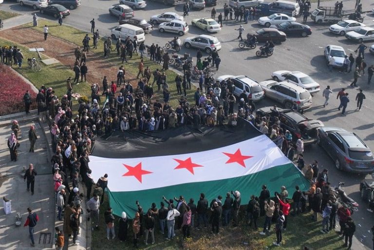 "البعث" يدعم مرحلة انتقالية بسوريا