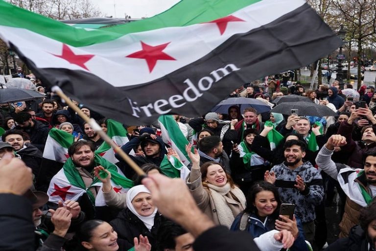 السعودية: نقف إلى جانب الشعب السوري