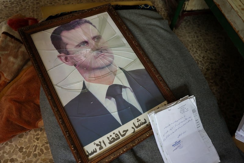 روسيا تمنح الأسد وأسرته حق اللجوء