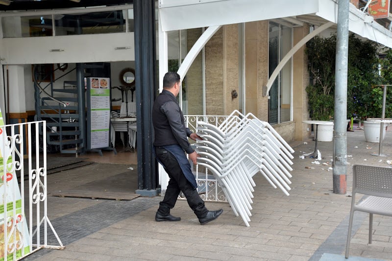 مجلس المنافسة يعمق التحقيق في أسعار ومعاملات قطاع المقاهي والمطاعم مجلس المنافسة يعمق التحقيق في أسعار ومعاملات قطاع المقاهي والمطاعم