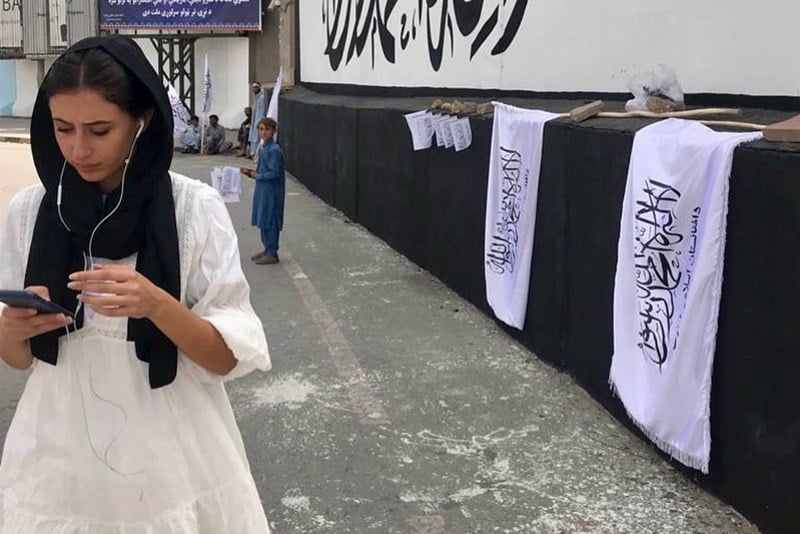 إيران تطلق سراح صحافية إيطالية إيران تطلق سراح صحافية إيطالية