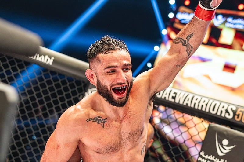 المغربي علاوي بطل "محاربي الإمارات"