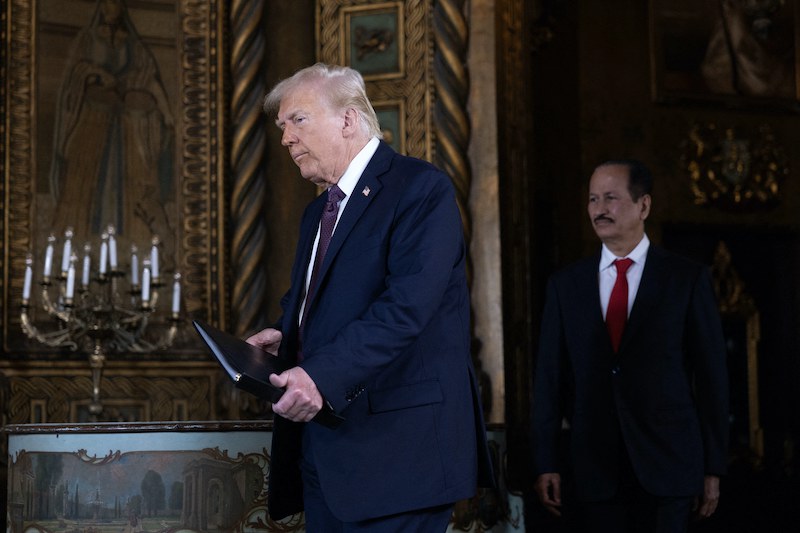 ترامب يطالب حلف "الناتو" بالسخاء ترامب يطالب حلف "الناتو" بالسخاء