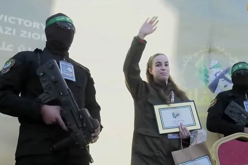 حماس تفرج عن المجندة آغام بيرغر حماس تفرج عن المجندة آغام بيرغر