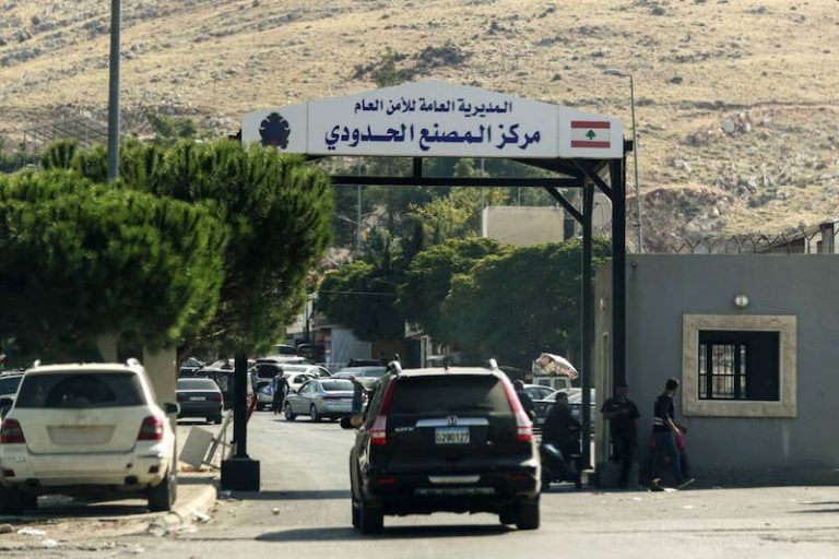 السلطات السورية تقيّد دخول اللبنانيين