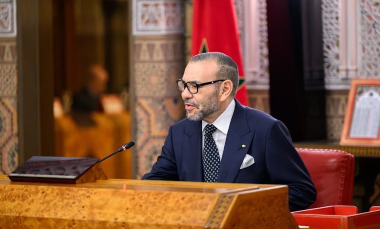 الملك يعزي أسرة الفنان بنعبد السلام الملك يعزي أسرة الفنان بنعبد السلام