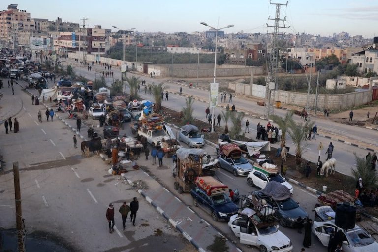 ترامب يفرح وزير مالية إسرائيل