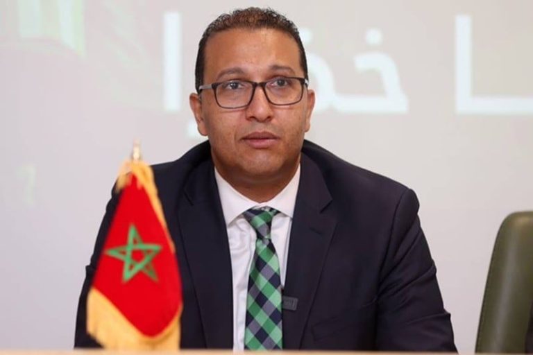 "كورفا سود" تحاصر رئيس الرجاء