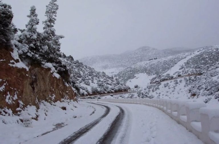 موجة برد وتساقطات ثلجية مرتقبة من الأربعاء إلى السبت المقبل