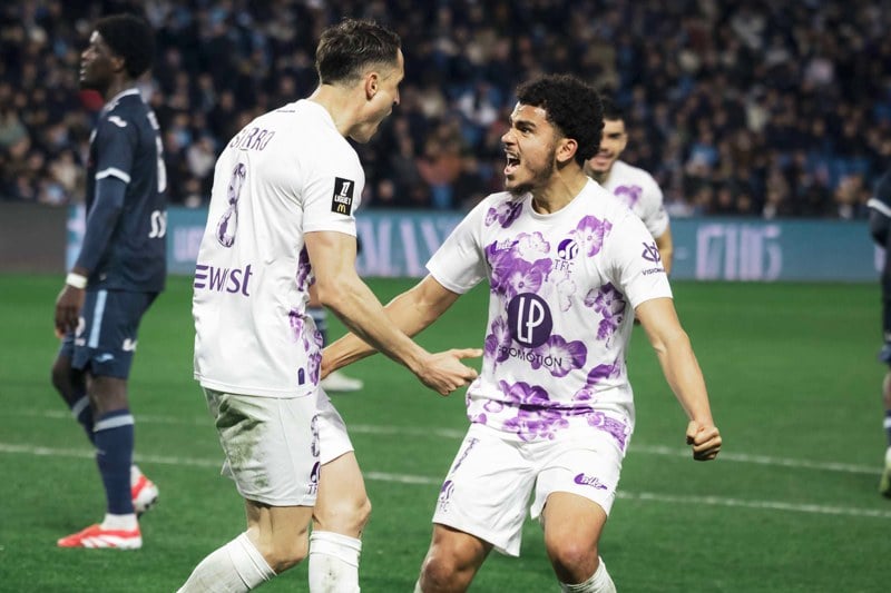 أبو خلال يثير الشكوك في تولوز