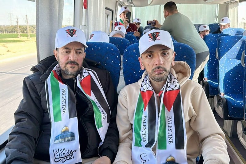 إسرائيل تحرر مئات الفلسطينيين