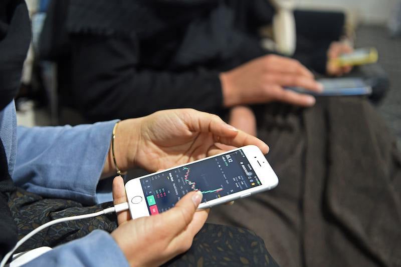 بيانات فرنسية تستعجل إخراج