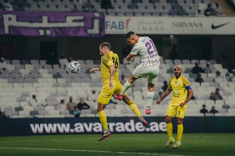 سفيان رحيمي يهز شباك "كلباء"