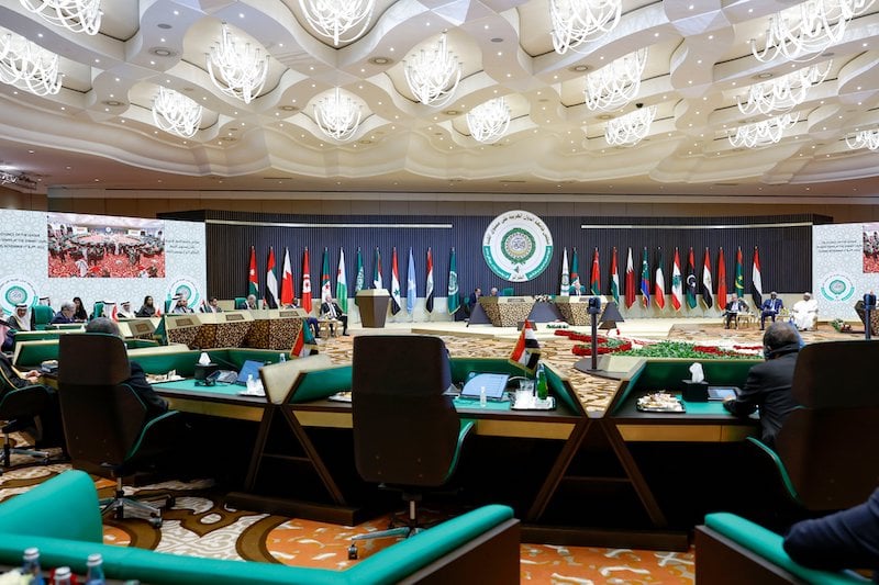 مصر تستضيف قمة عربية طارئة
