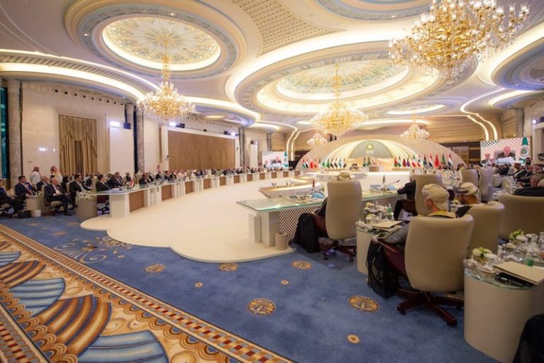 القمة العربية المصغرة تتأجل 24 ساعة