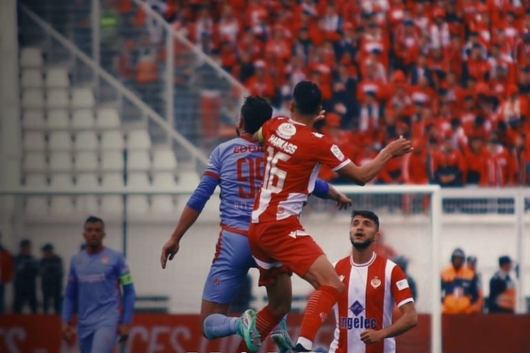 "الكوديم" يقتنص تعادلاً أمام الوداد