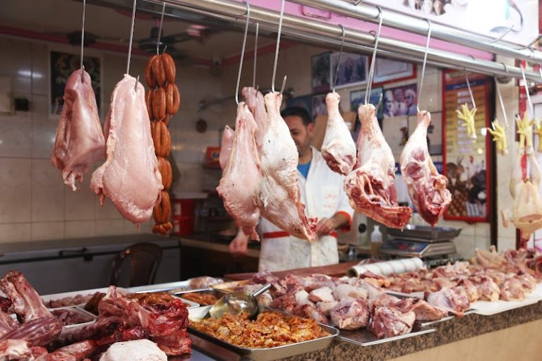 المستوردون للحوم الإسبانية يستبعدون اختلال التموين في شهر رمضان