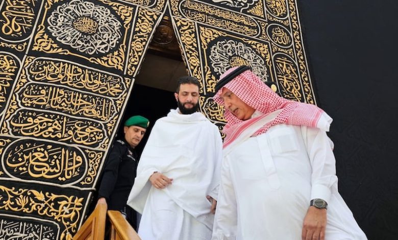 رئيس سوريا يؤدي مناسك العمرة رئيس سوريا يؤدي مناسك العمرة