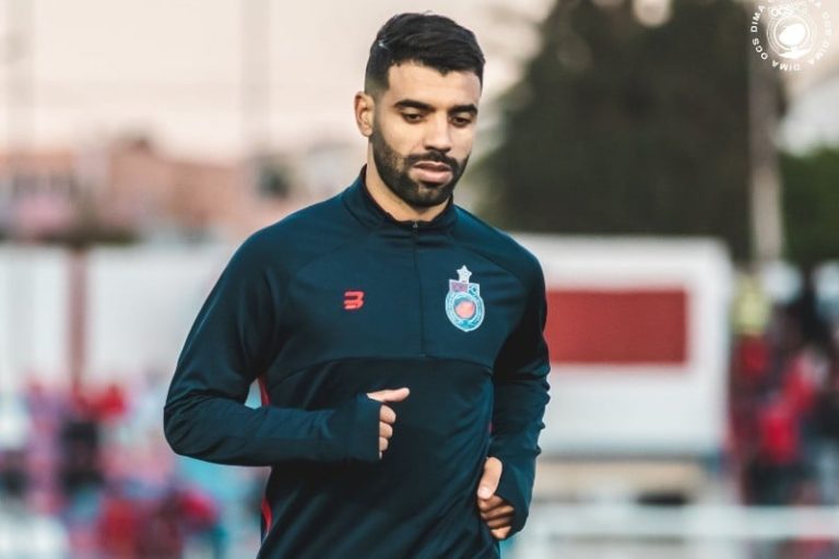 مجاهد ينتقل إلى فريق النصر الليبي