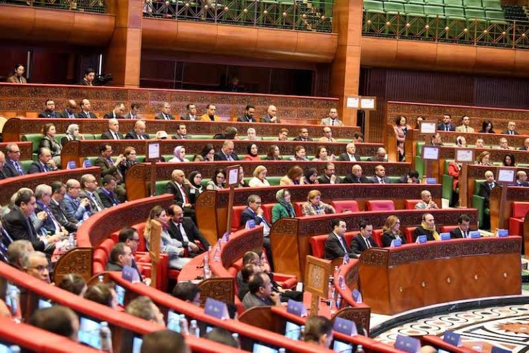 هيئة مراقبة التأمينات تستعجل إصلاح أنظمة التقاعد وتحذر من الإفلاس