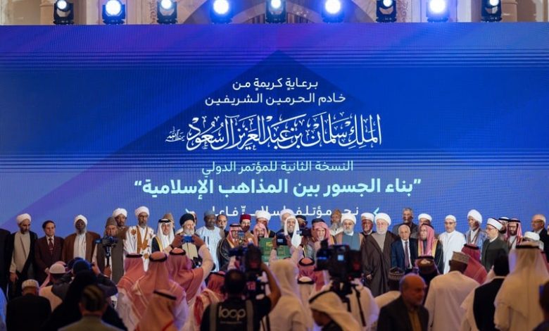 البشاري: التجديد يضمن وحدة الأمة البشاري: التجديد يضمن وحدة الأمة