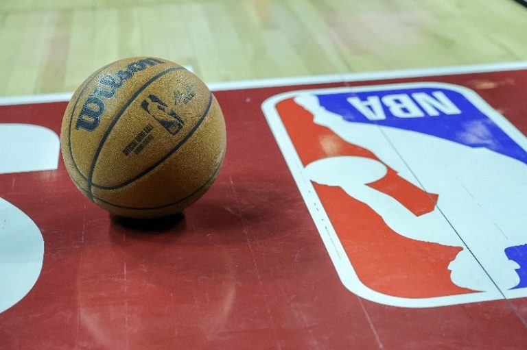 رابطة "NBA" تنجذب إلى أوروبا