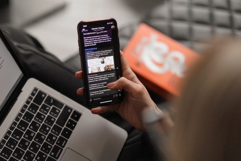 شركات التكنولوجيا العالمية تجتهد لإيجاد حلول لمكافحة "التزييف العميق"